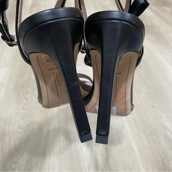 Deltan Leather Ankle Strap Bow Heeled Sandals - Picture 8 of 10